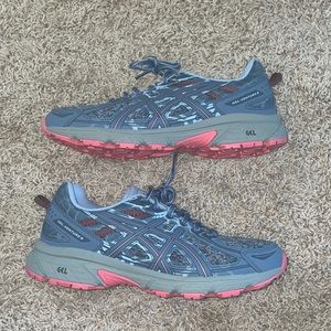 Brand new ASICS gel venture 6